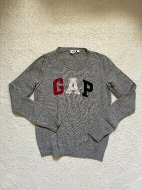 GAP Logo Sweater - Grey